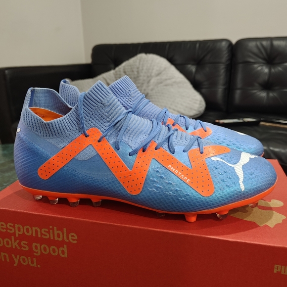 Puma soccer cleat MG - Picture 2 of 3